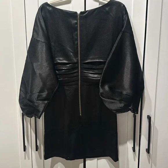 H:OURS CRISTIANO MINI DRESS - Medium / REVOLVE - Picture 5 of 8